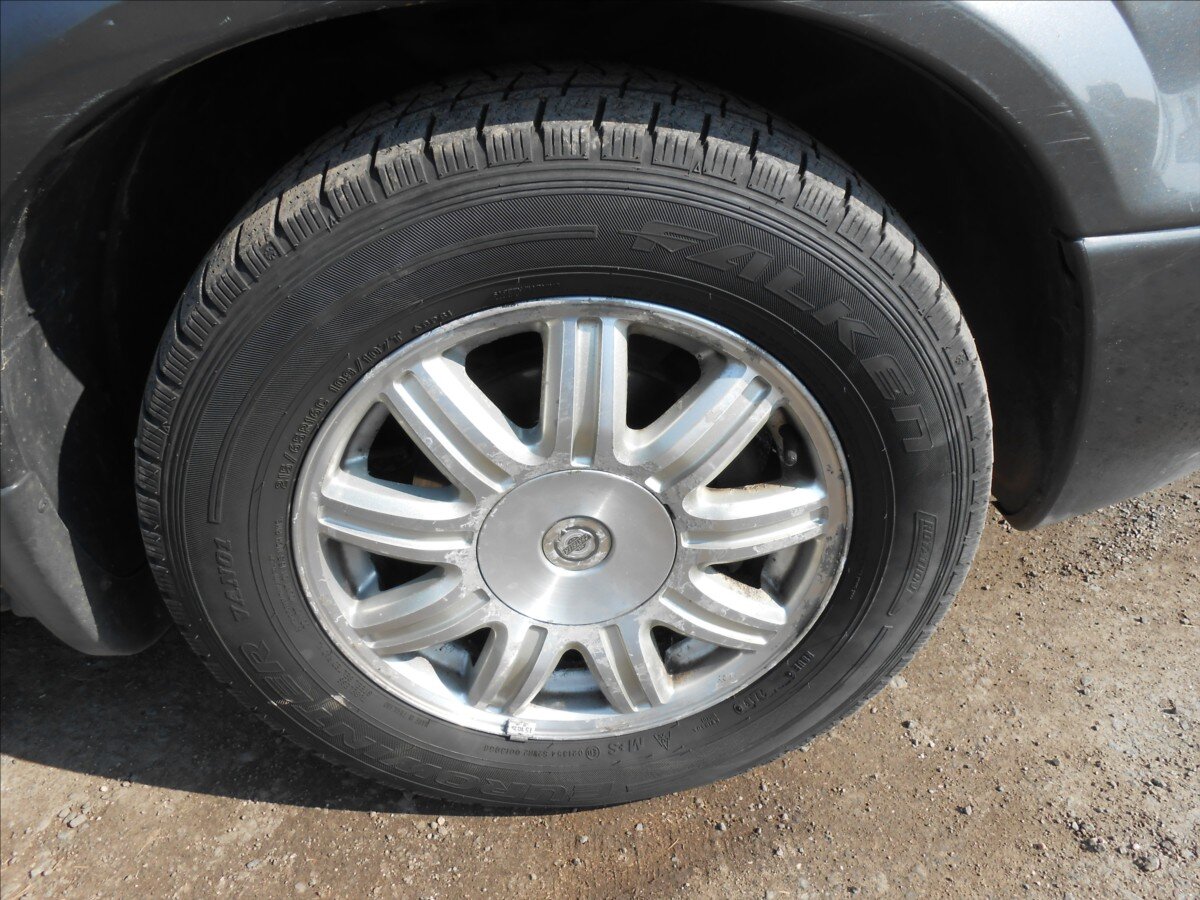 Chrysler Voyager Kombi 2,5 l 105 kw