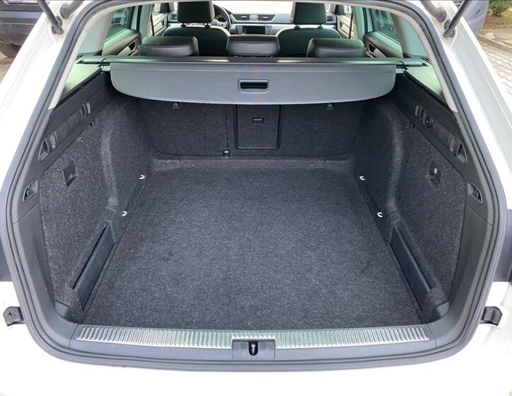 Škoda Superb Kombi 2,0 l 110 kw