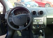 Ford Fiesta 13