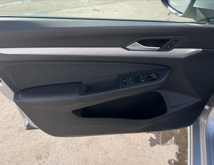 Volkswagen Golf Kombi 1,5 l 110 kw