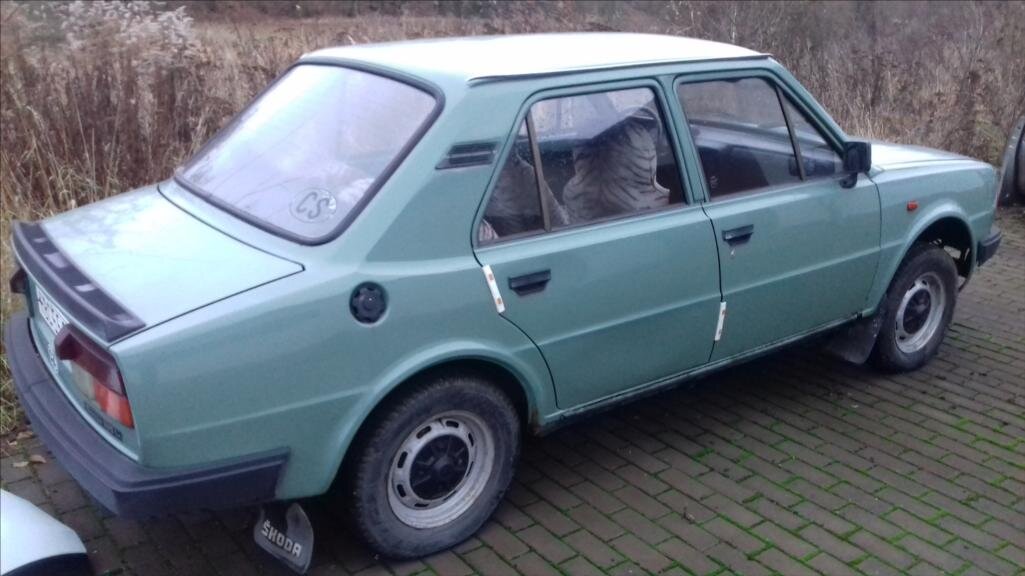 Škoda 105 Sedan 0,0 0