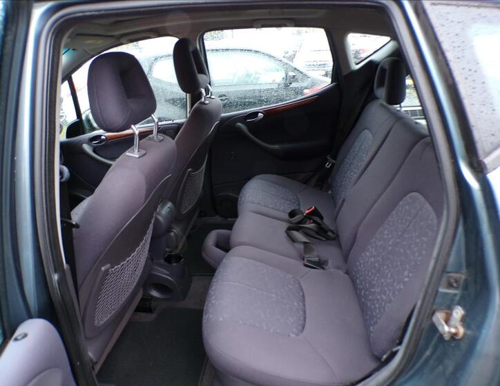 Mercedes-Benz Třídy A 13