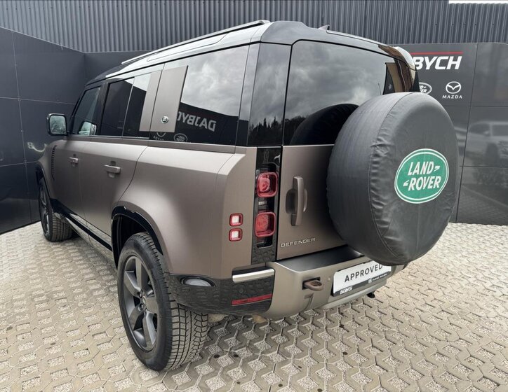 Land Rover Defender Ostatní 3,0 l 221 kw