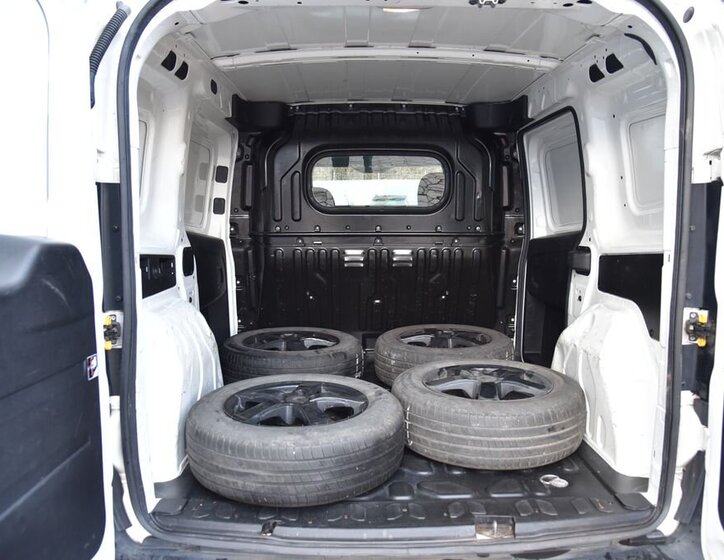 Fiat Dobló Skříň 1,2 l 66 kw