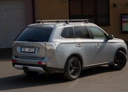 Mitsubishi Outlander SUV / Terénní 2,3 l 110 kw