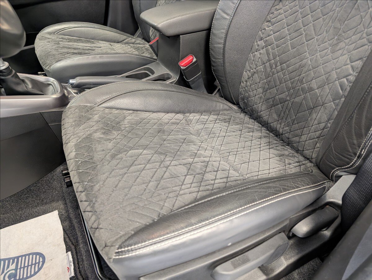 Suzuki Vitara Hatchback 1,4 l 95 kw