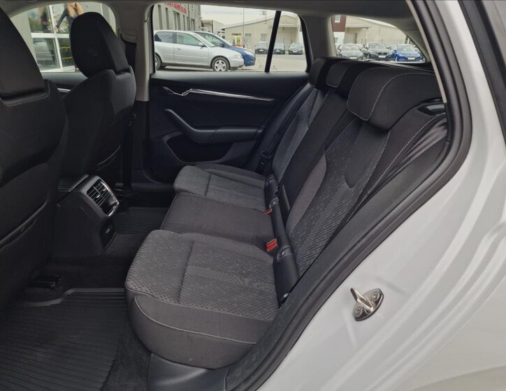 Škoda Octavia Kombi 2,0 l 85 kw