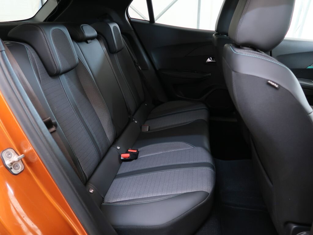 Peugeot 2008 SUV 1,2 l 74 kw