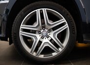 Mercedes-Benz GL SUV 4,7 l 320 kw