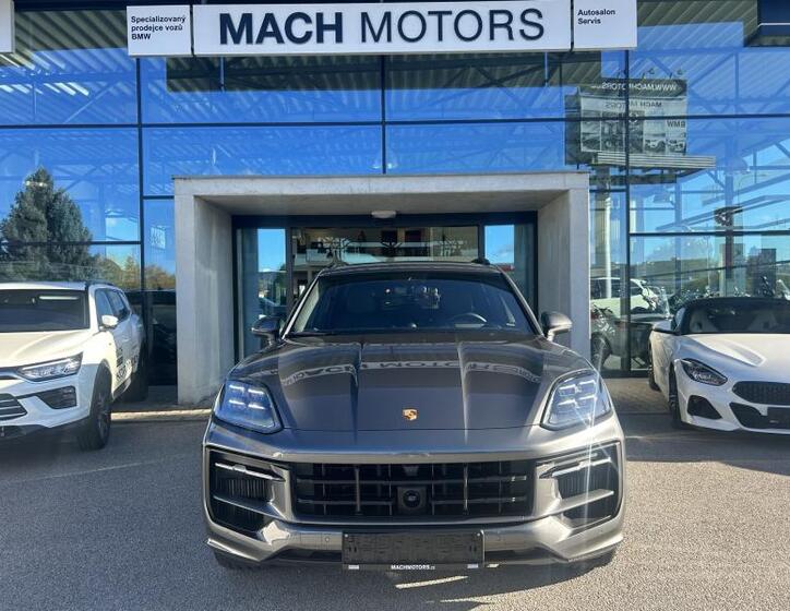 Porsche Cayenne 2