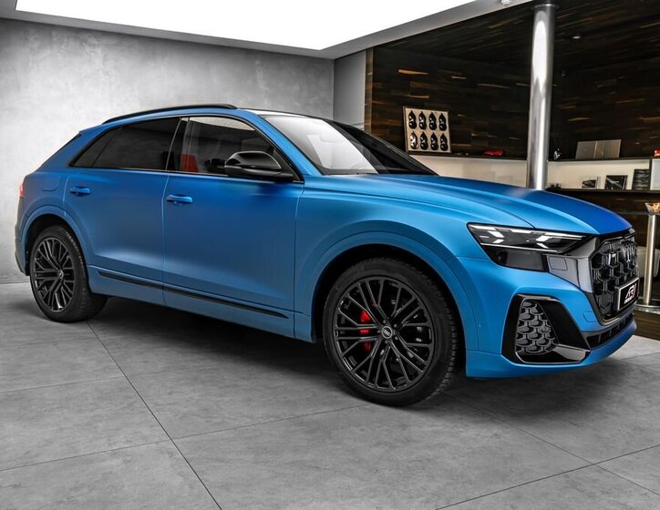 Audi Q8 SUV / Terénní 3,0 l 210 kw