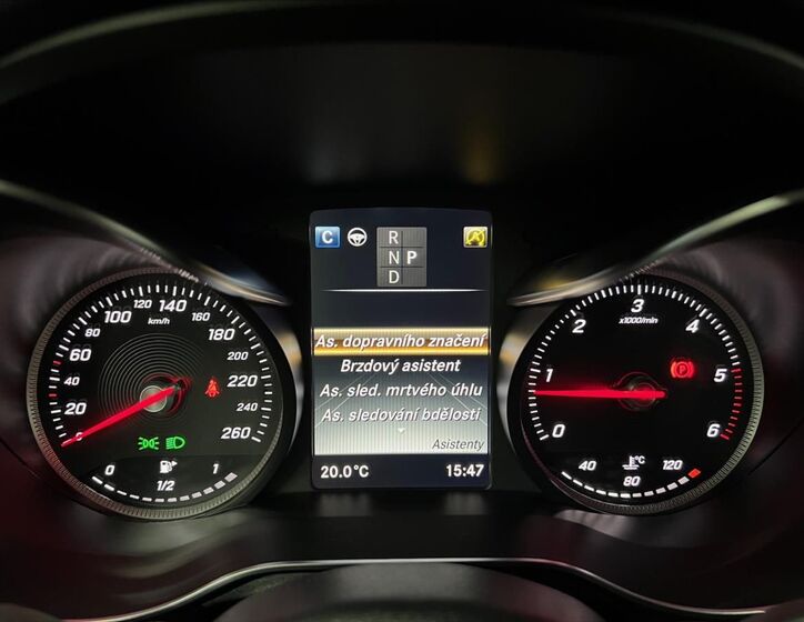 Mercedes-Benz GLC 26