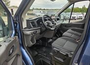 Ford Transit 8
