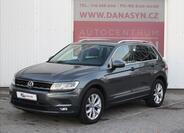 Volkswagen Tiguan 1