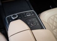 Mercedes-Benz GL SUV 4,7 l 320 kw