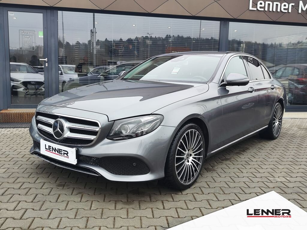 Mercedes-Benz Třídy E Sedan 3,0 l 190 kw