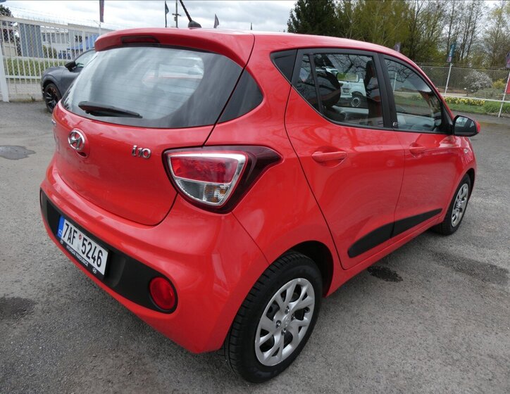 Hyundai i10 Hatchback 998,0 49 kw