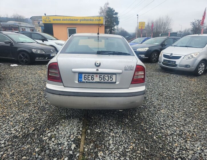 Škoda Octavia 11