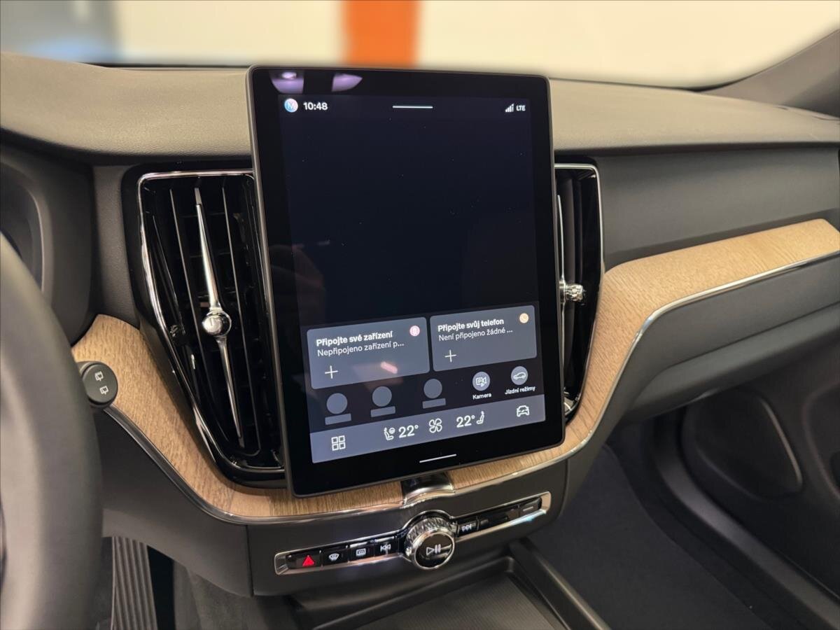 Volvo XC60 SUV / Terénní 2,0 l 184 kw