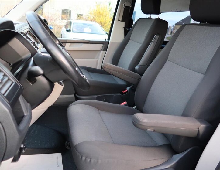 Volkswagen Transporter 10