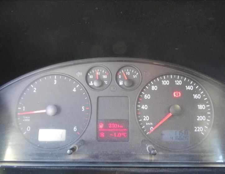 Volkswagen Caravelle 27