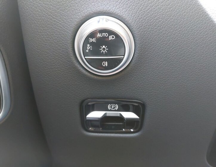 Mercedes-Benz GLC SUV / Terénní 2,0 l 145 kw