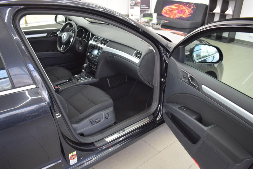 Škoda Superb Kombi 2,0 l 103 kw