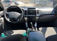 Toyota Land Cruiser 6