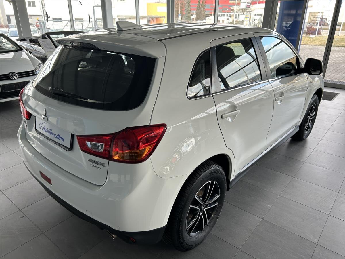 Mitsubishi ASX SUV 1,6 l 86 kw