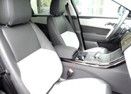 Land Rover Range Rover Velar SUV / Terénní 2,0 l 150 kw