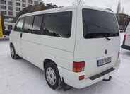 Volkswagen Multivan 14