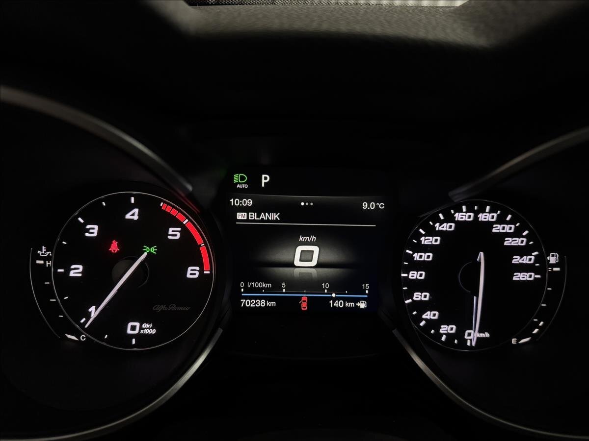 Alfa Romeo Stelvio SUV 2,1 l 154 kw