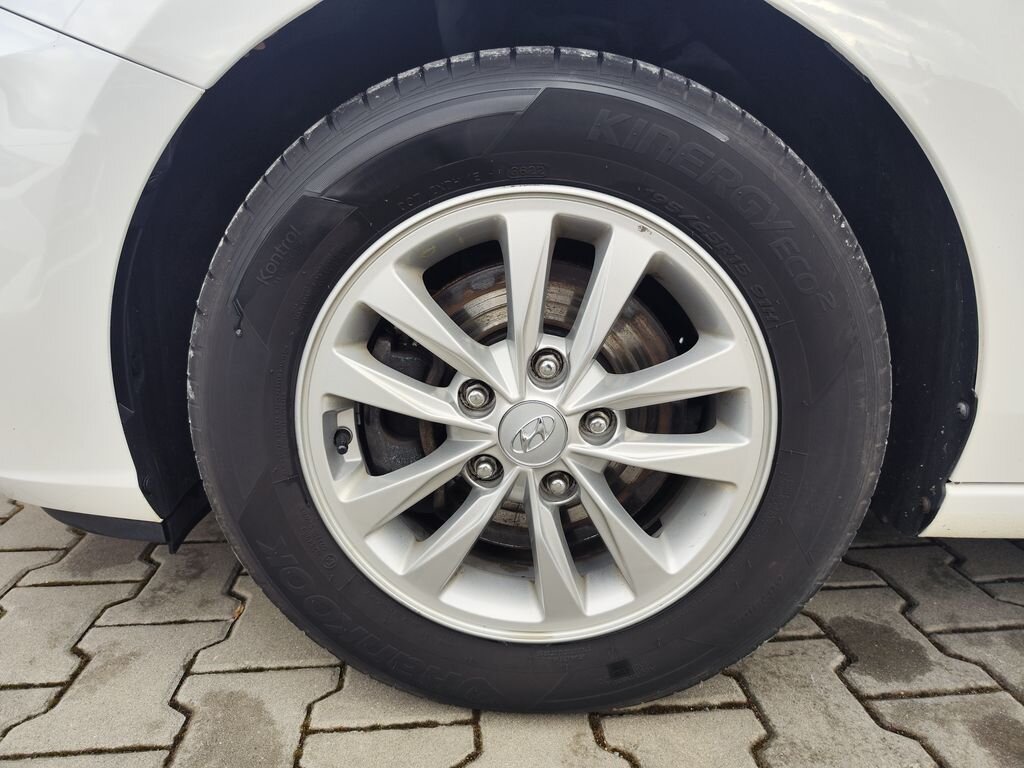 Hyundai i30 Kombi 998,0 88 kw
