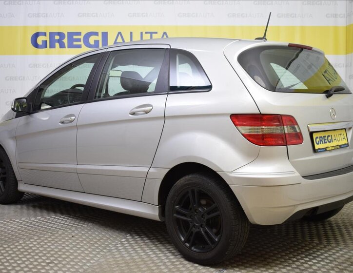 Mercedes-Benz Třídy B Hatchback 1,5 l 70 kw