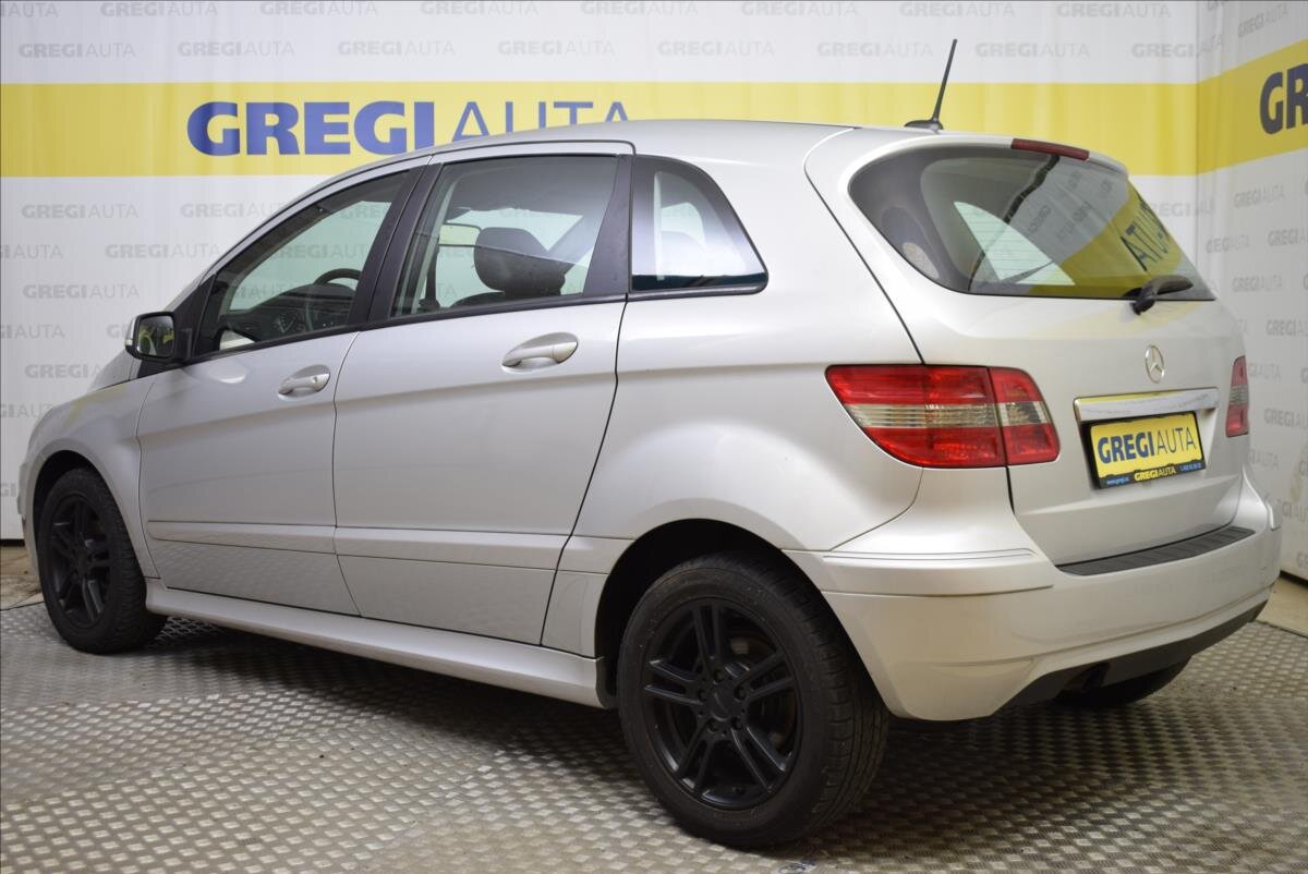 Mercedes-Benz Třídy B Hatchback 1,5 l 70 kw