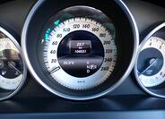 Mercedes-Benz Třídy E 8