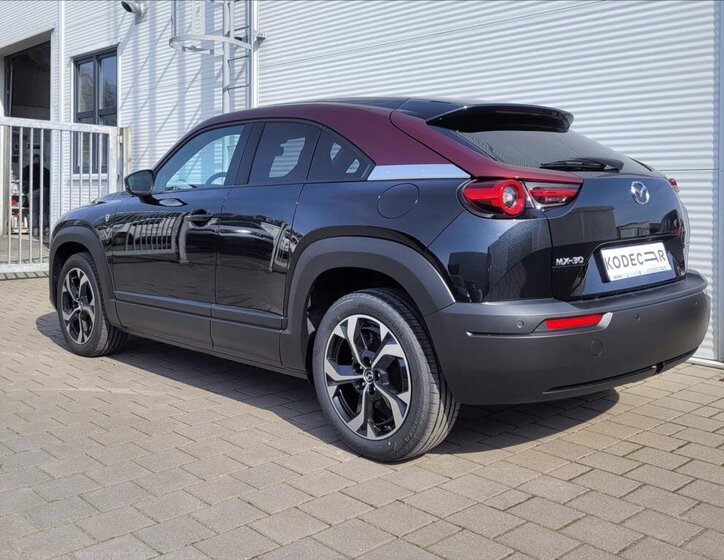 Mazda MX-30 Hatchback 829,0 125 kw