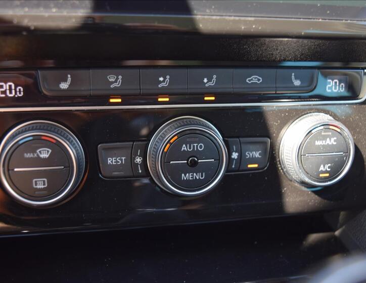 Volkswagen Passat 47