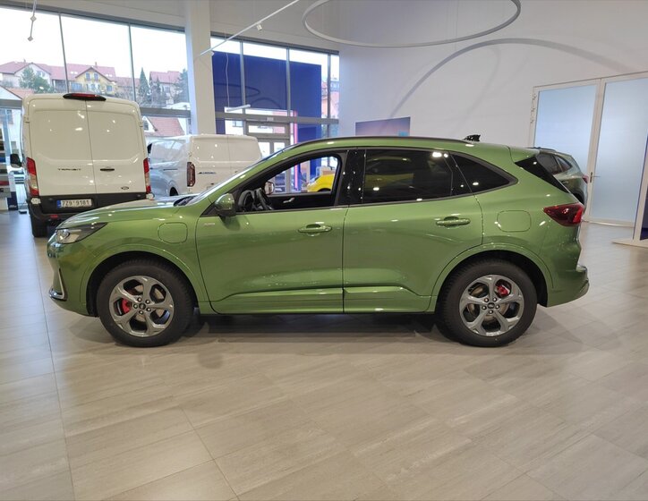 Ford Kuga SUV / Terénní 2,5 l 178 kw