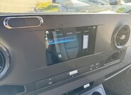 Mercedes-Benz Sprinter 9