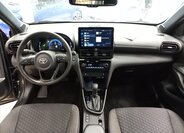 Toyota Yaris Cross CUV 1,5 l 68 kw