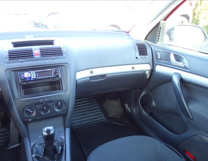 Škoda Octavia Kombi 1,8 l 118 kw