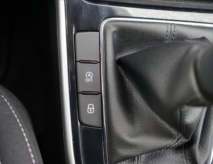 Škoda Fabia Hatchback 999,0 70 kw