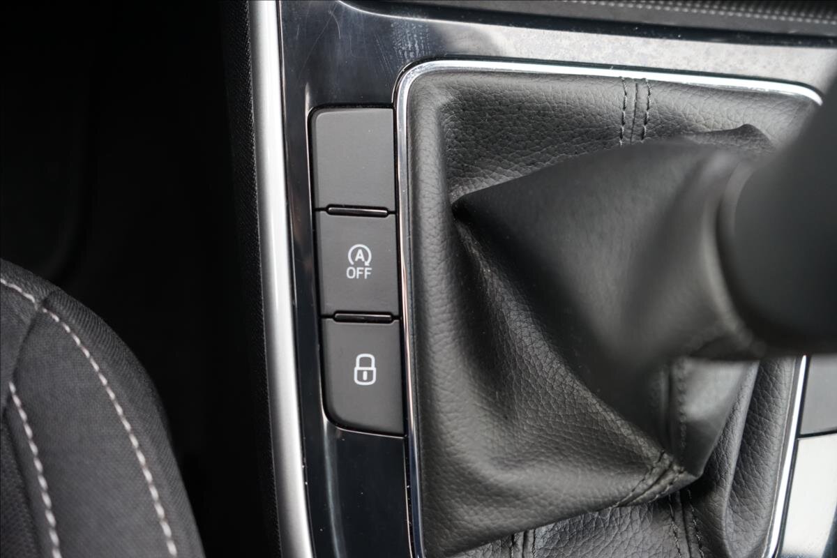 Škoda Fabia Hatchback 999,0 70 kw