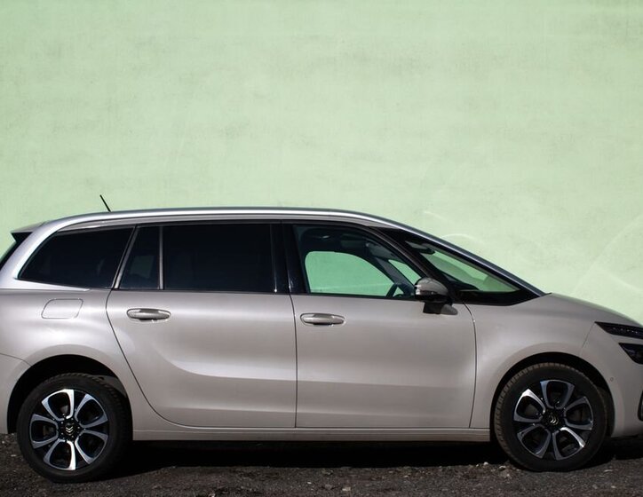 Citroën C4 SpaceTourer MPV 2,0 l 120 kw