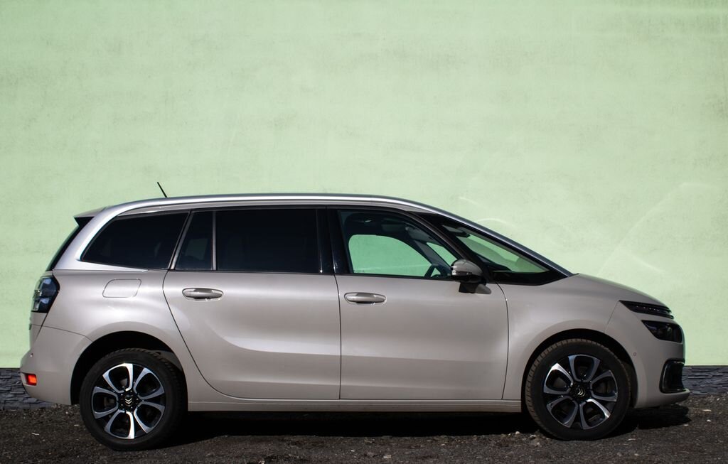 Citroën C4 SpaceTourer MPV 2,0 l 120 kw