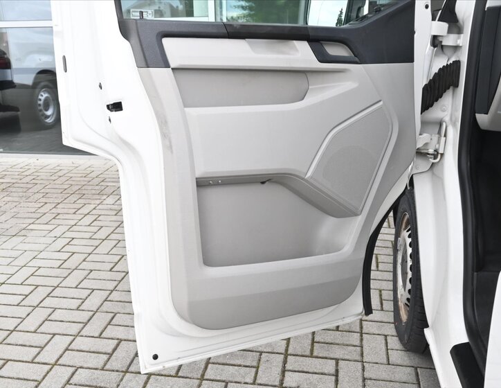 Volkswagen Transporter Valník 2,0 l 110 kw