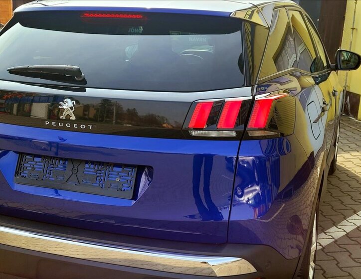 Peugeot 3008 SUV / Terénní 1,5 l 96 kw