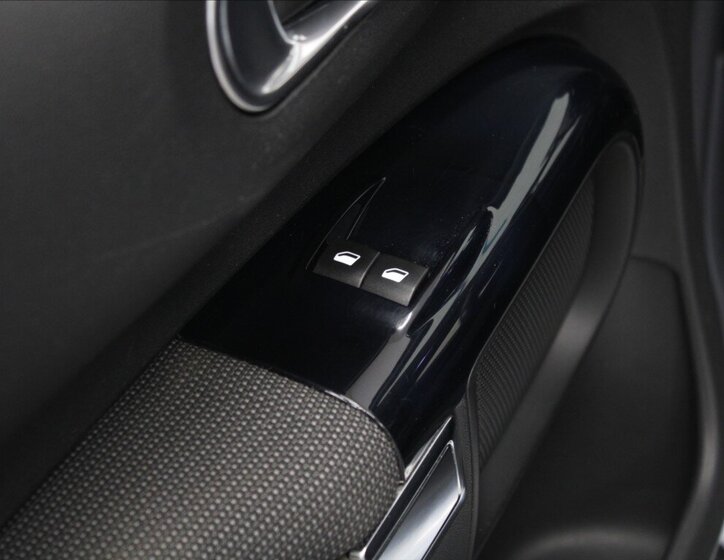 Citroën C4 Cactus Hatchback 1,2 l 60 kw