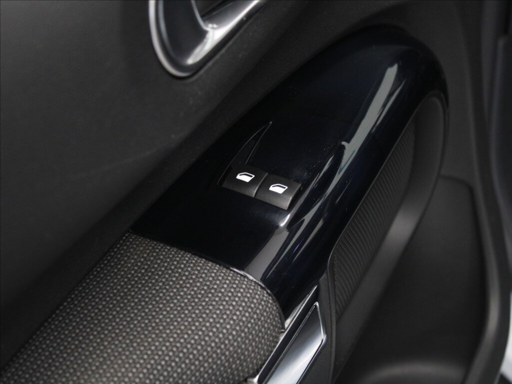 Citroën C4 Cactus Hatchback 1,2 l 60 kw